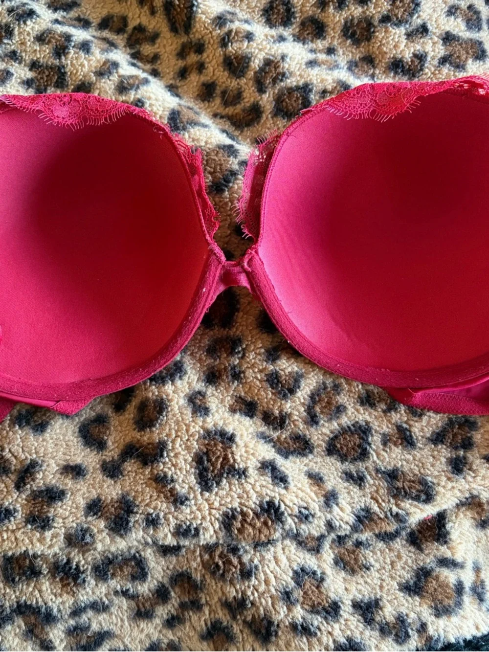 La SENZA Red Lace Bra - Picture 2 of 4